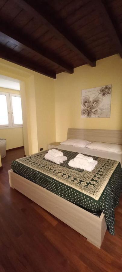 Daisy Apartment In Centro A Côme Esterno foto