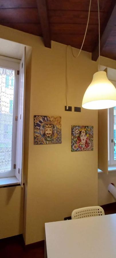 Daisy Apartment In Centro A Côme Esterno foto